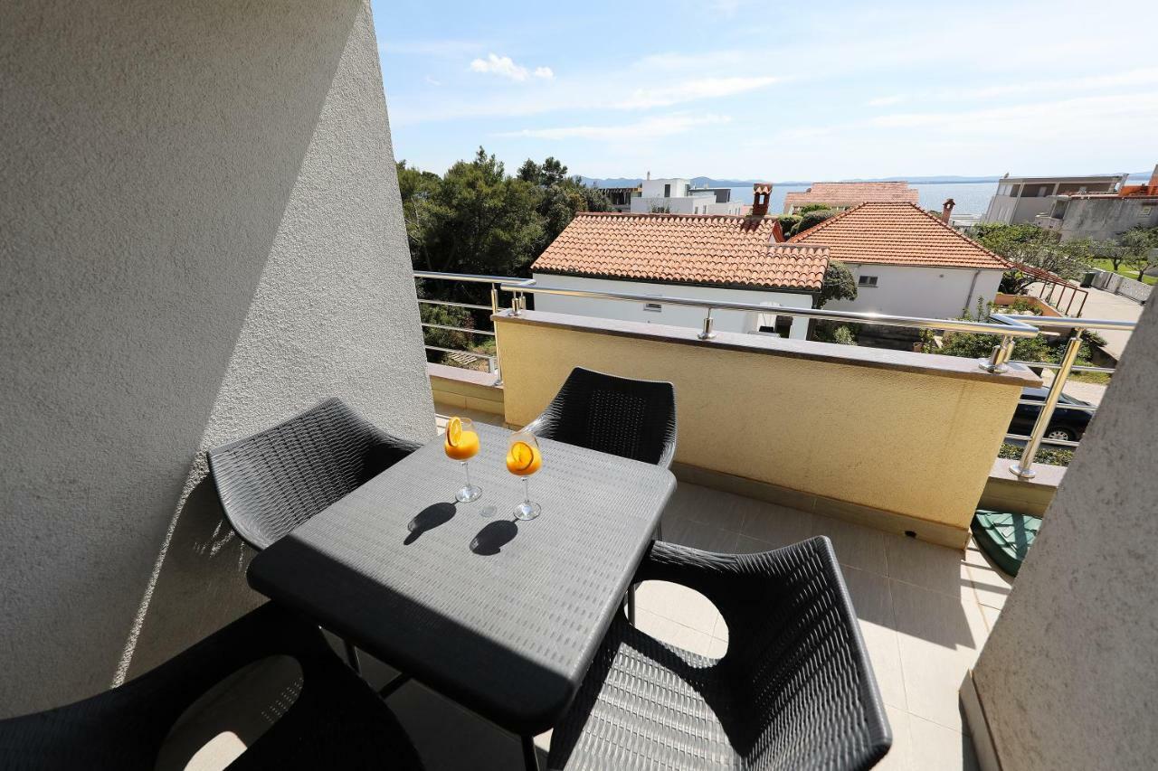 Luxury Nada With Pool Petrčane