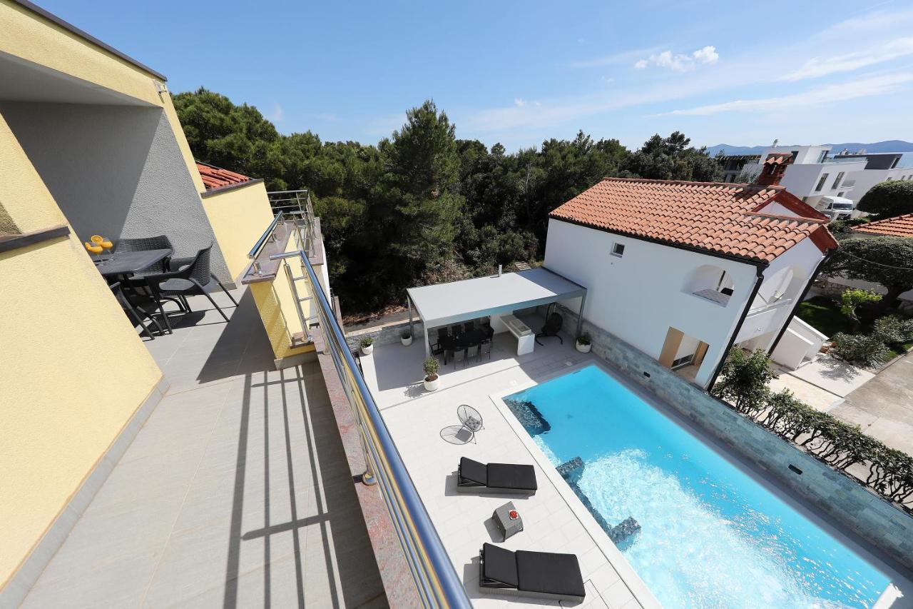 Luxury Nada With Pool Apartman *